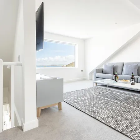 Holiday home Vitamyn Sea, 4 Bedroom House, Sea Views Of St Ives, Close To Beaches And Town